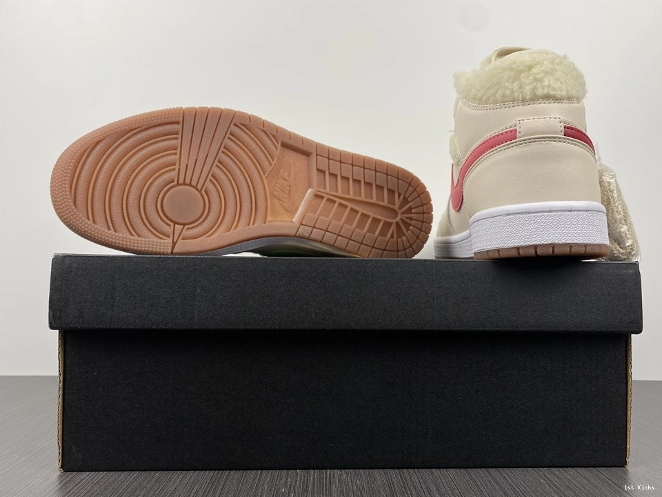 - Fleece (GS) Mid DO2207-264 Jordan White 1 Pearl 0105